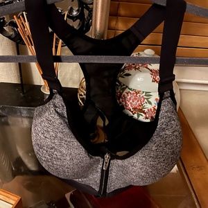 Victoria Secret Sports Bra